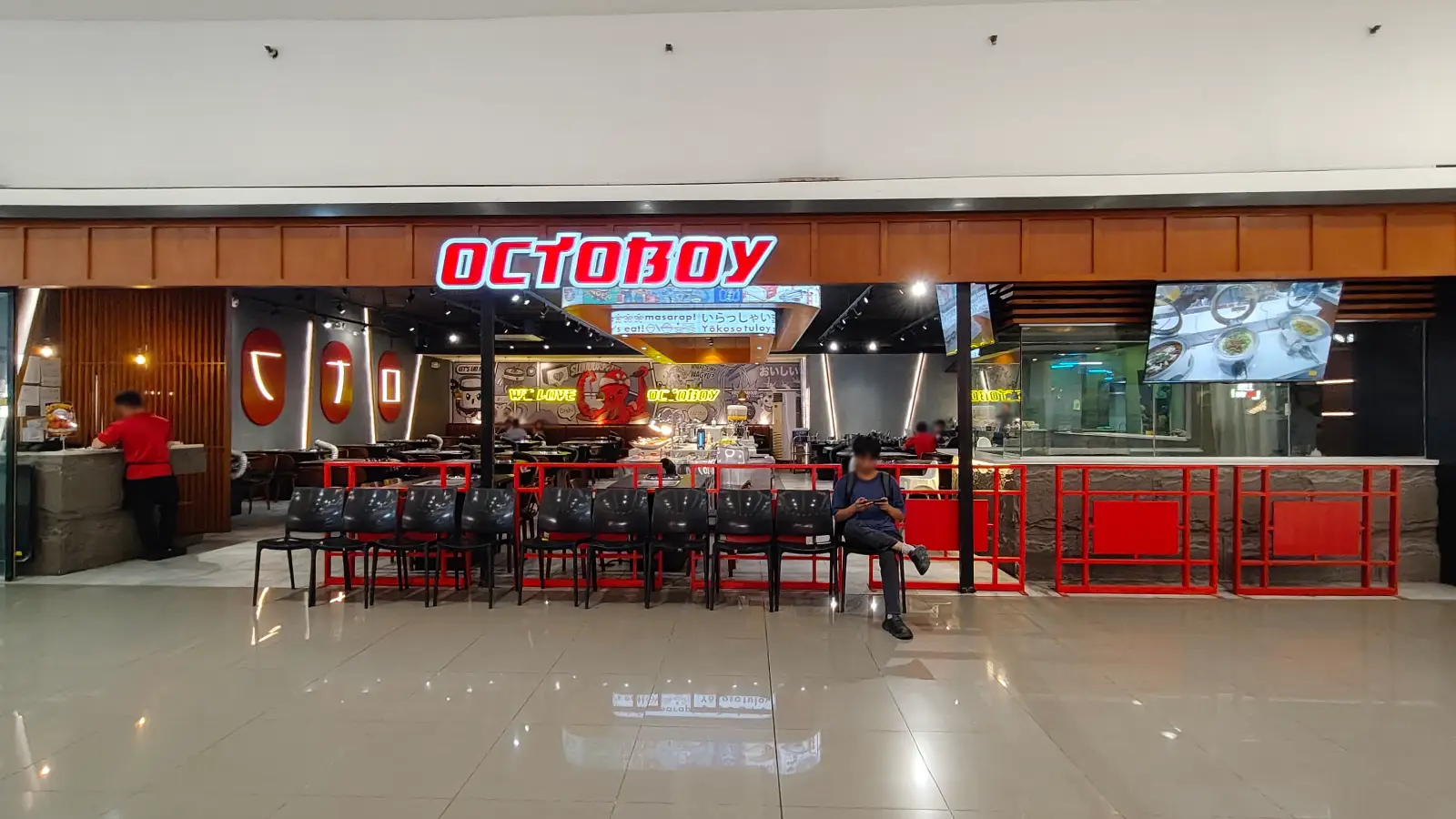 OCTOBOY in SM City Fairview